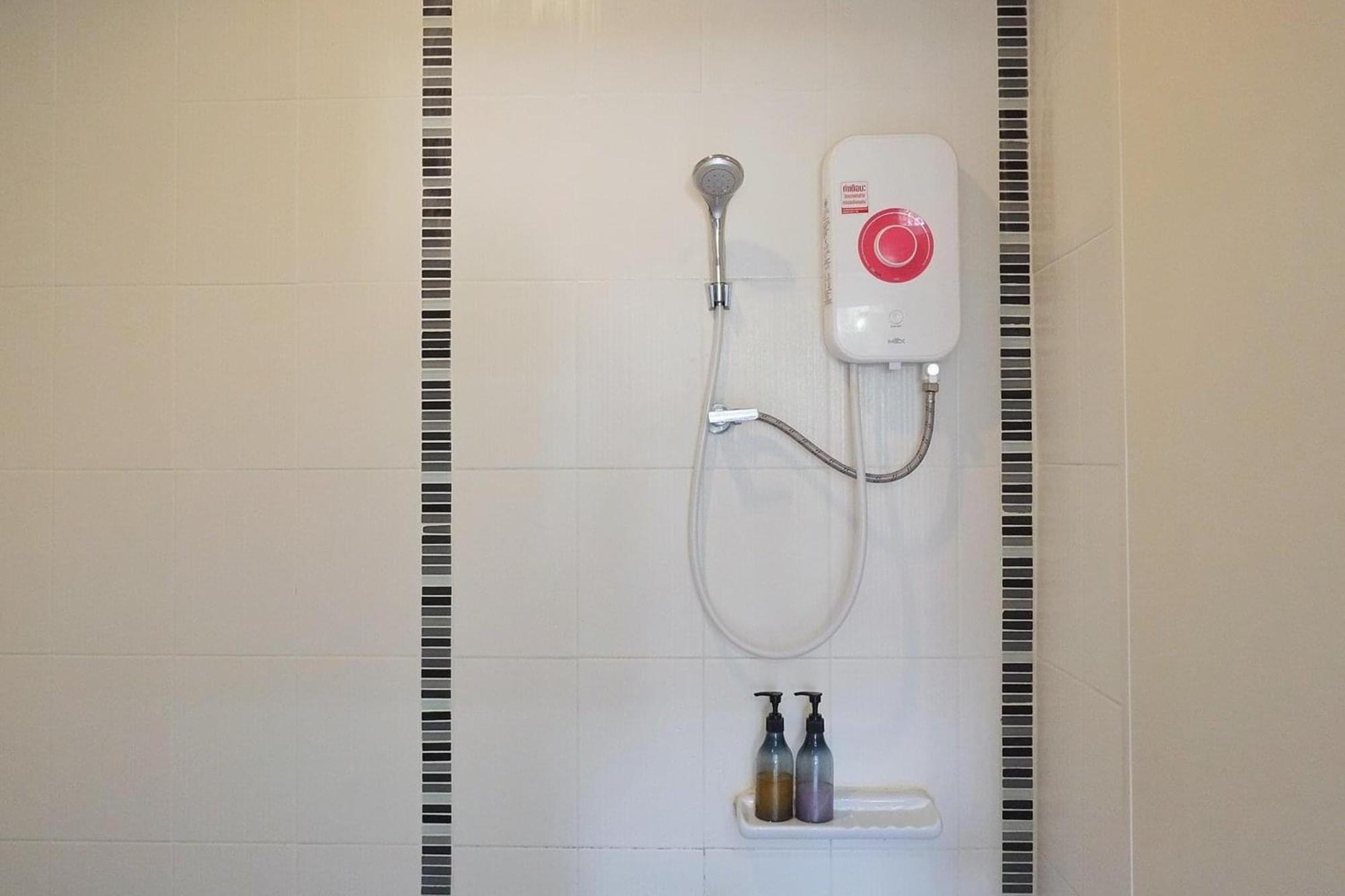 Tf Apartment Chiang Mai Esterno foto