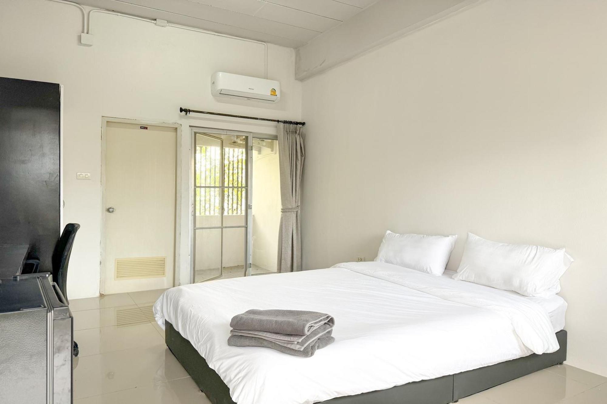 Tf Apartment Chiang Mai Esterno foto