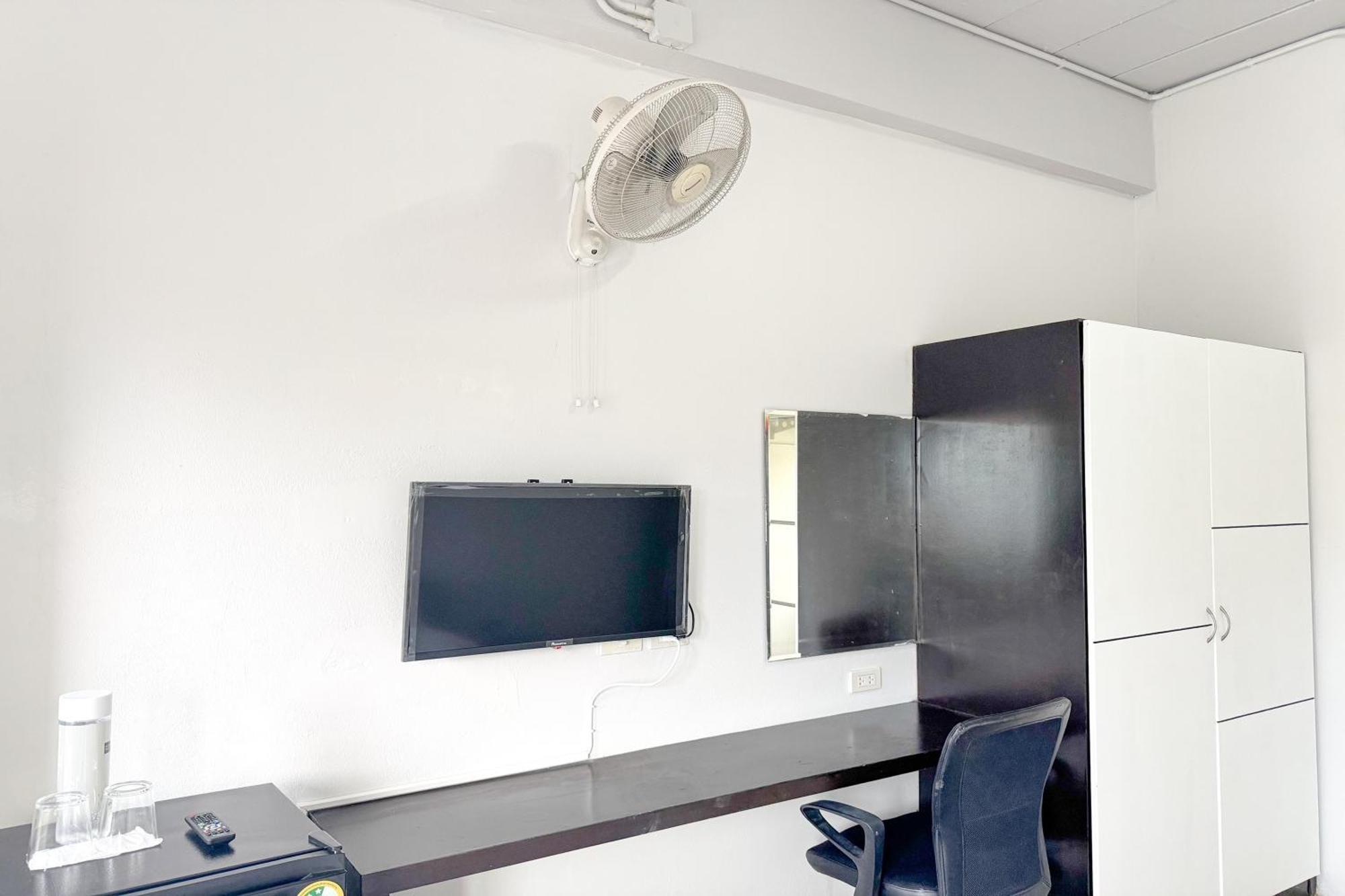 Tf Apartment Chiang Mai Esterno foto